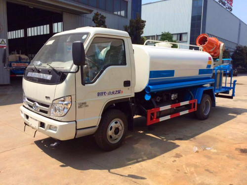 東風(fēng)灑水車廠家 東風(fēng)灑水車廠家