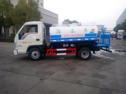 ��ˮ܇�ăr���Ƕ��٣�����������ˮ܇���a����S��