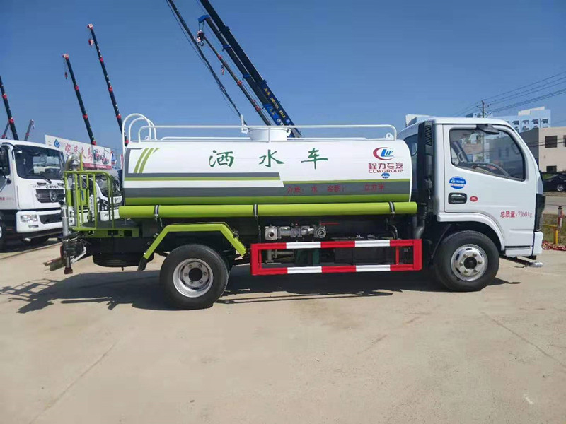 藍(lán)牌灑水車 藍(lán)牌灑水車