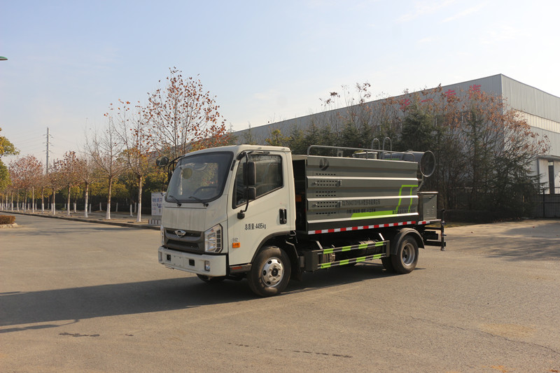 2噸小型灑水車 2噸小型灑水車