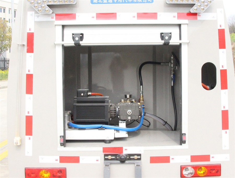 ��������ԴС��·���B(y��ng)�o(h��)܇(ch��)-����С�ͼ�늄�(d��ng)·���B(y��ng)�o(h��)܇(ch��)